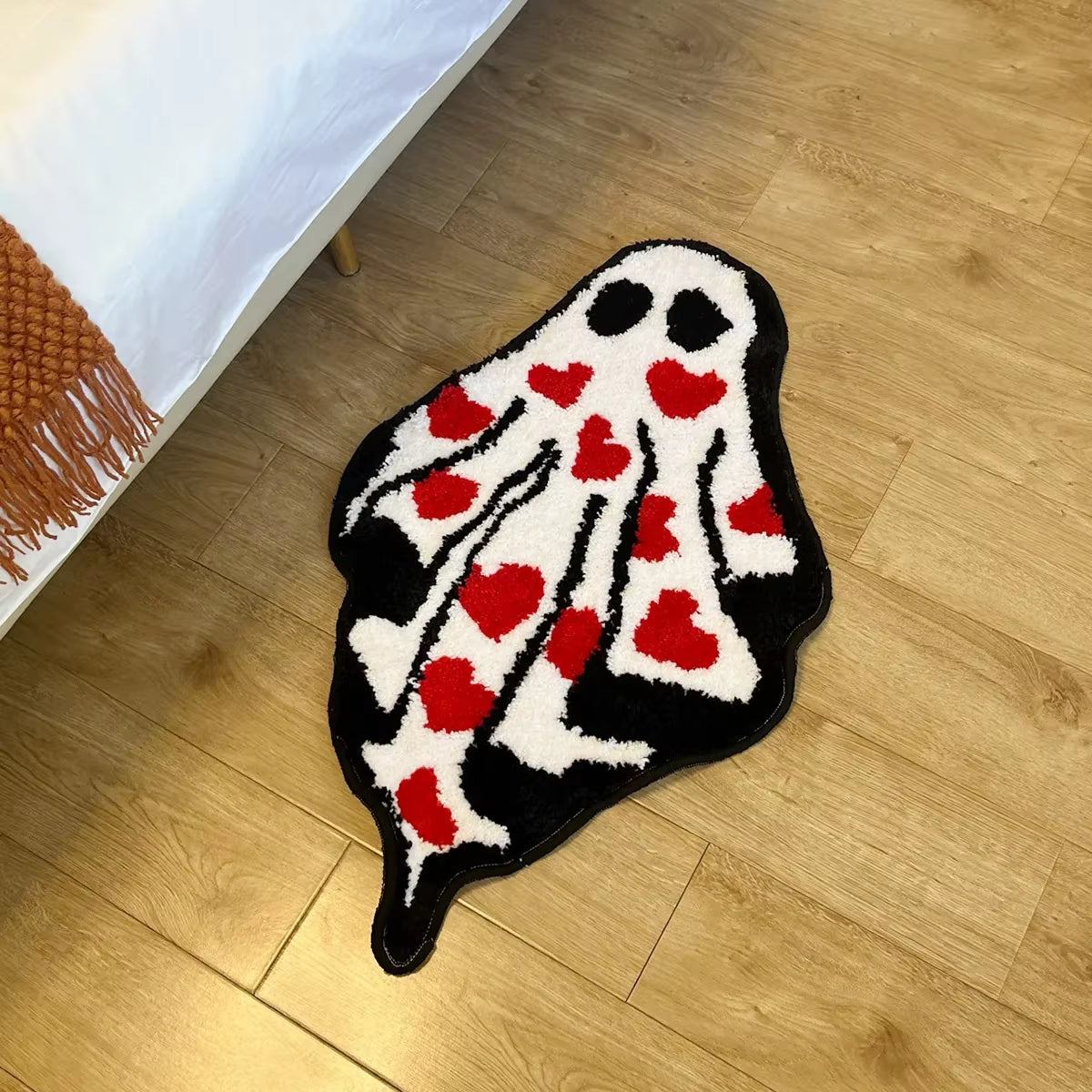 Handmade Tufted Heart Ghost Rug Cute Ghost Rug Halloween Cloakroom Hanging Rug Black White Soft Fluffy Carpets Non-Slip Bathmat