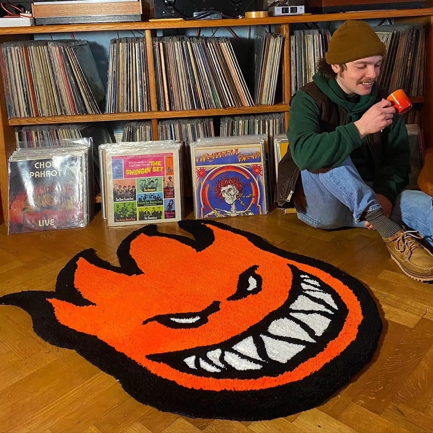 Tufted Handmade Spitfire Rug Cut Pile Rug for Funny Bedroom Cute Fun Bath Mat Non-Slip Abosrbent Floor Mat Home Room Decoration